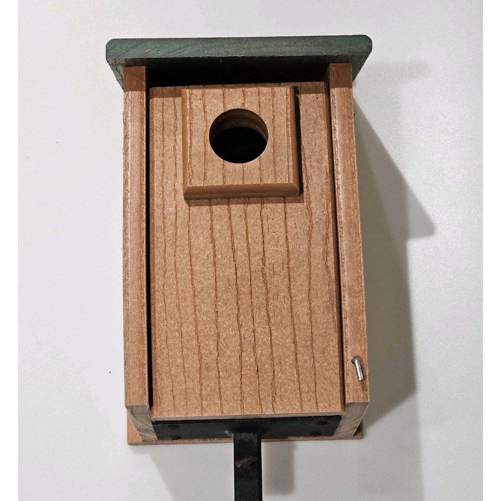 WoodLink GoingGreen Bluebird Recycled Composite Bird House